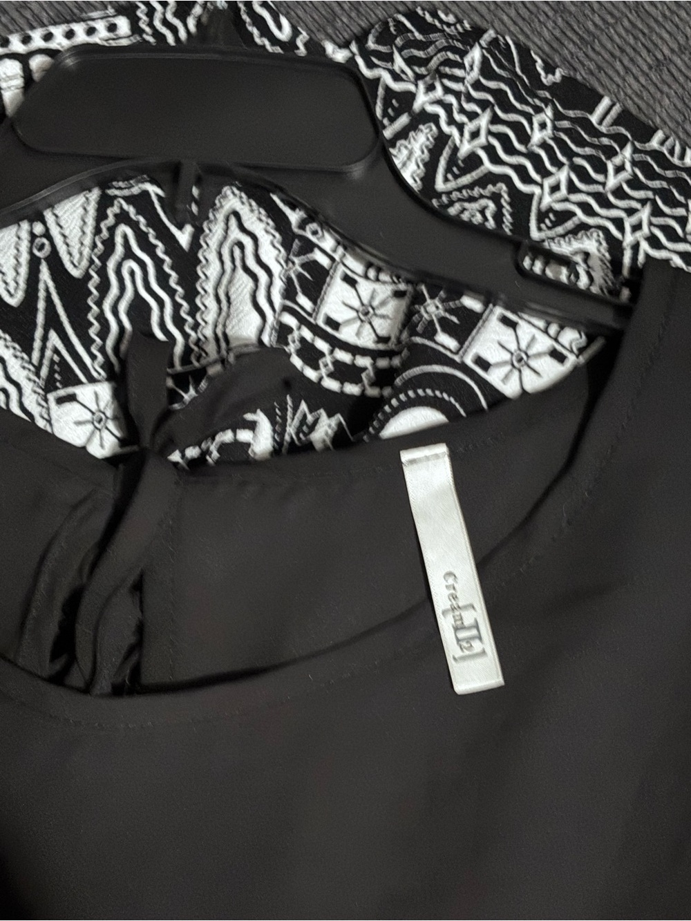 Black & White Geometric Print Shorts & Tie Back Top 2-Piece Set